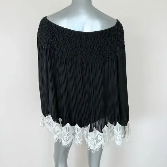 CHLOÉ Off-the-shoulder Macramé Lace-trimmed women blouse size 36FR or S